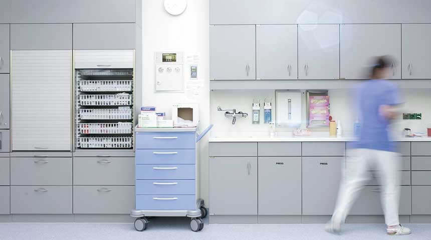 How SMART faucets promote hygiene in health and care facilities