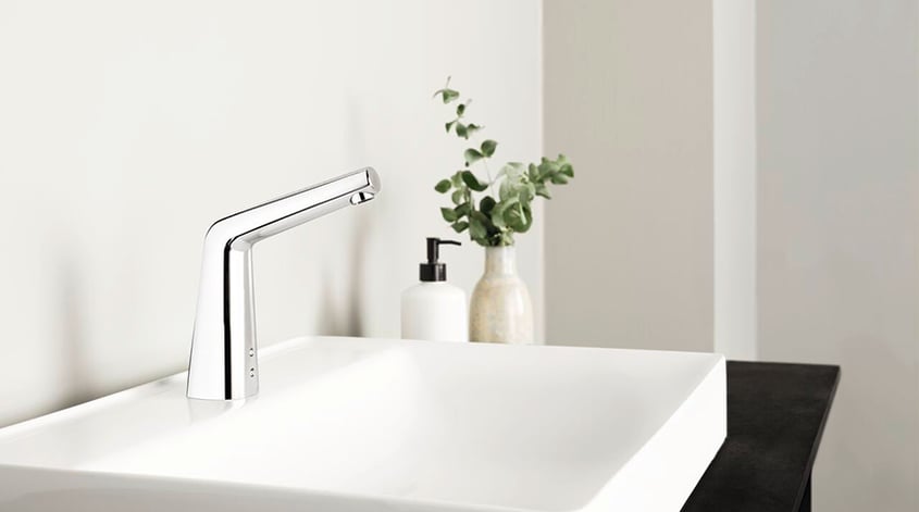 Touchless-faucets-significantly-improve-hygiene_860x480