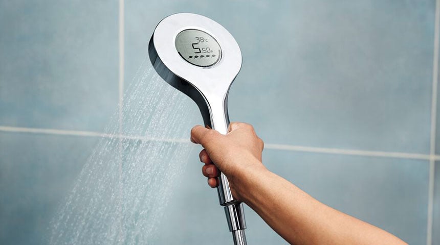 Modern digital showers, that are connected to Bluetooth for example, provide you with real-time feedback via a built-in LED display and App