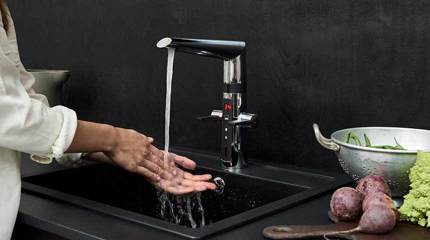 A choice that can’t go wrong: Hybrid faucets combine the best features of touchless and manually operated faucets
