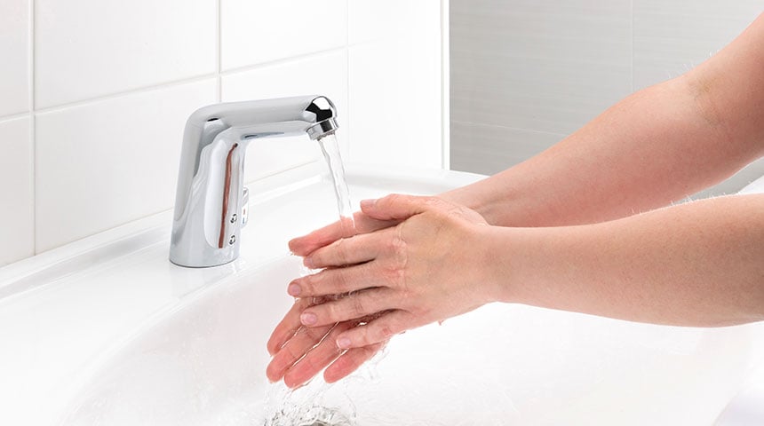 Touchless faucets can eliminate infections transmitted from washbasin and toilet. 