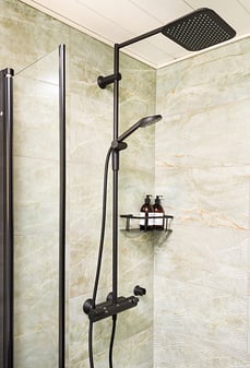The design of shower and washbasin faucets creates a pleasingly simple aesthetic and is particularly easy to use and maintain.