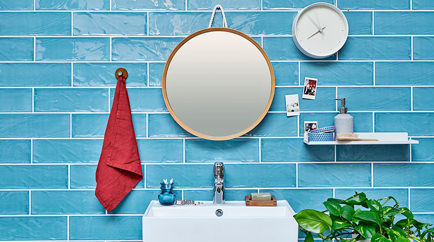 Looking for a fresh and youthful look to your bathroom? Here's one way to do it.
