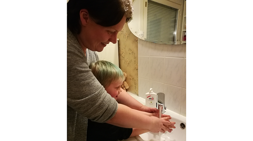 Erfaringer fra testing av en berøringsfri kran i hjemmet – den finske familien