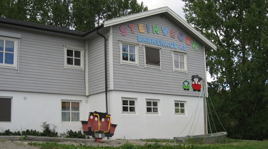 Byggnaden med Steinvegen Barnehage AS, Norge